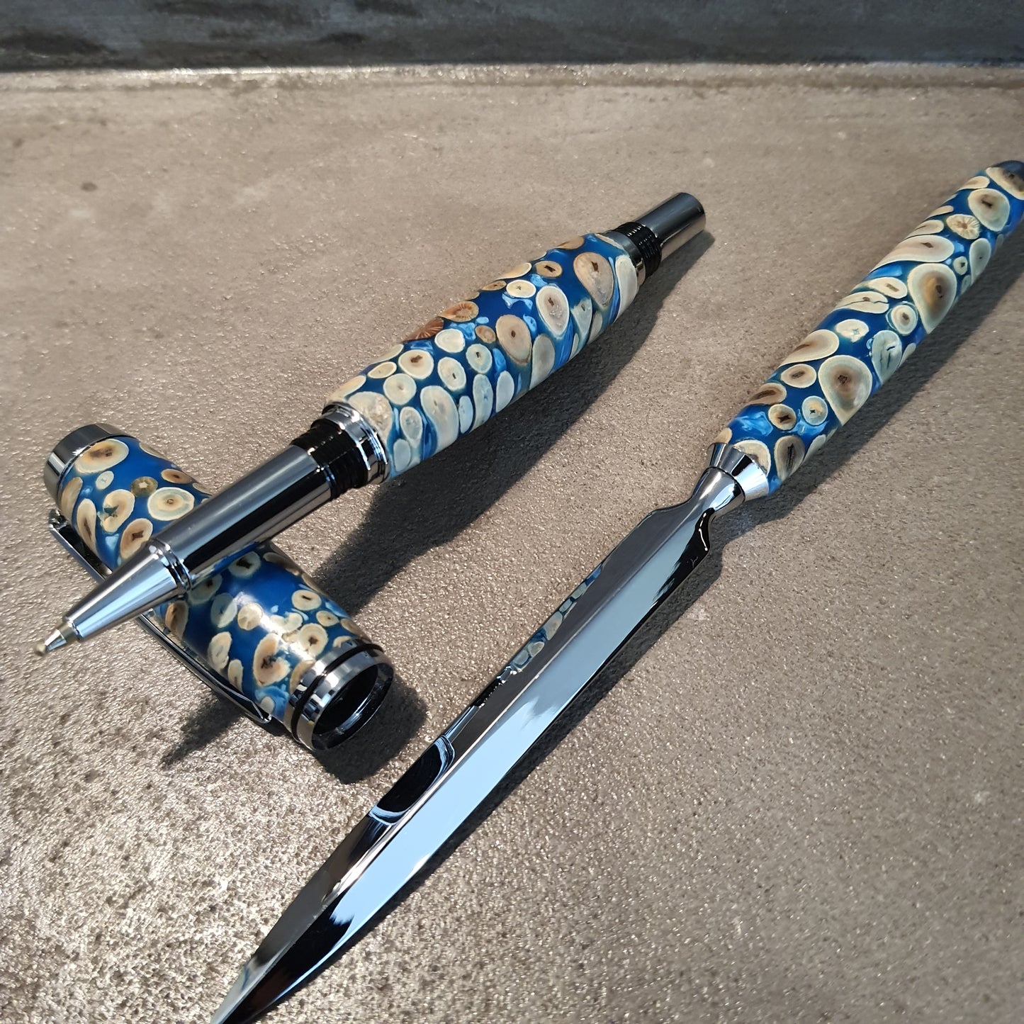 Ensemble stylo roller + ouvre lettre